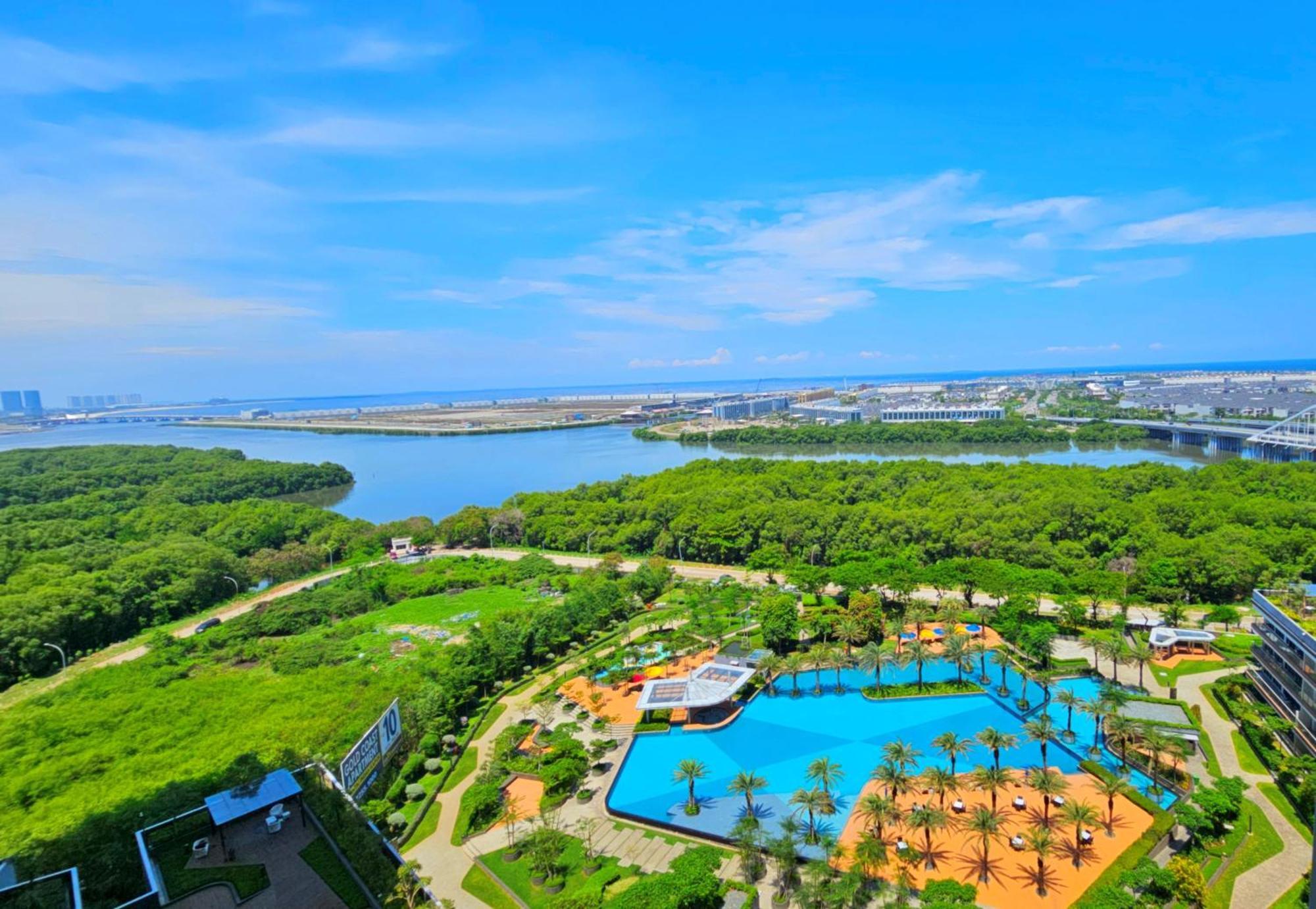 Studio Sea View Apartment At Gold Coast Pik By Mysweethome Yakarta Exterior foto